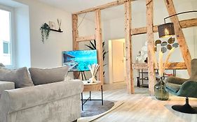 Design-Apartment I Basel 10 Km I Boxspring I Balkon I Parkplatz